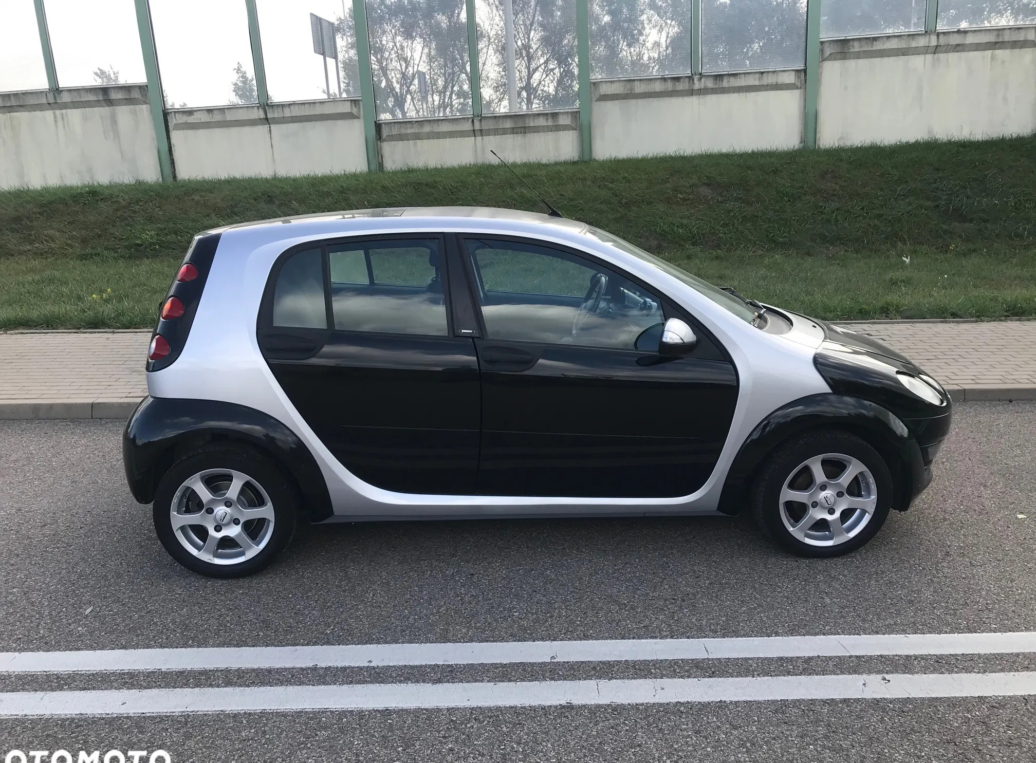 Smart Forfour cena 12900 przebieg: 146000, rok produkcji 2005 z Białystok małe 46